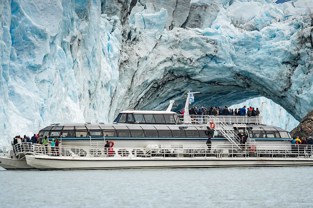 Safari nautico en Glaciar Perito Moreno